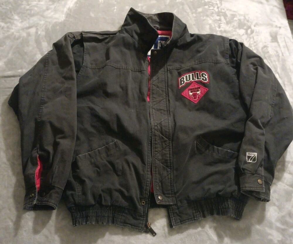 Vintage Logo 7 Chicago Bulls Winter Jacket Mens XL Distressed